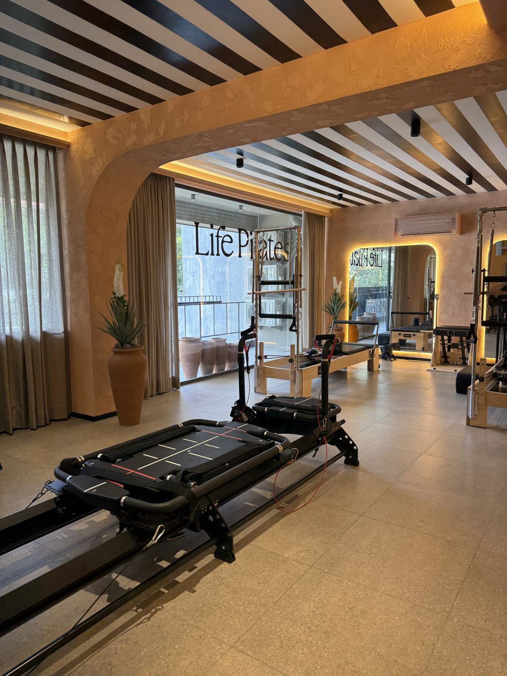 Lagree or reformer Pilates?